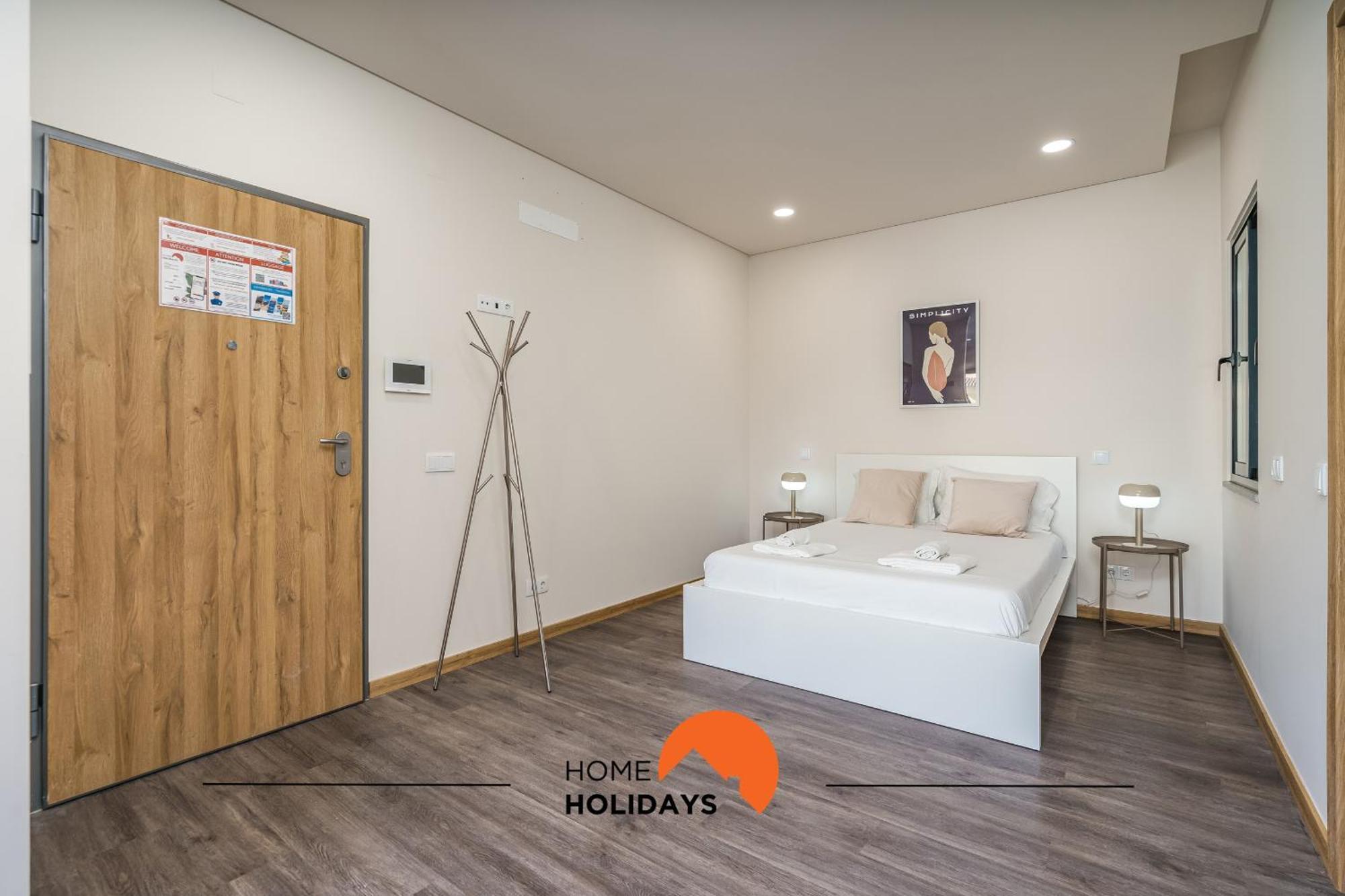 #235 New By Holidays Appartement *